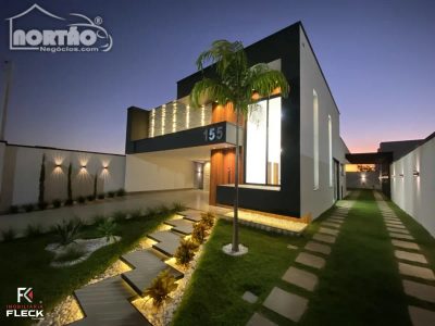 Casa, 3 quartos, 178 m² - Foto 1