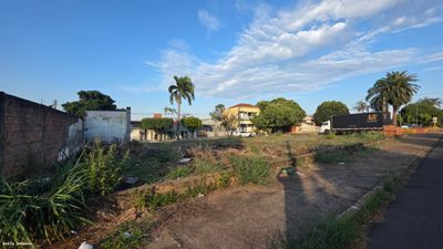 Loteamento e Condomínio, 713 m² - Foto 1