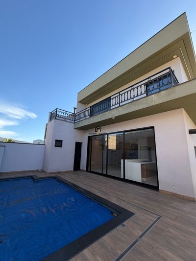 Casa, 4 quartos, 229 m² - Foto 2
