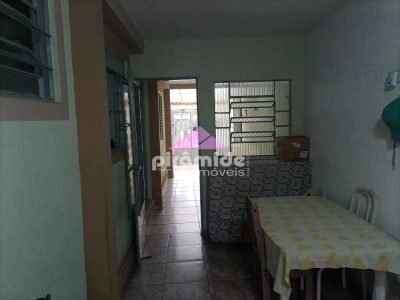 Casa, 6 quartos, 121 m² - Foto 3