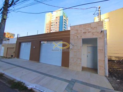 Casa, 3 quartos, 267 m² - Foto 1