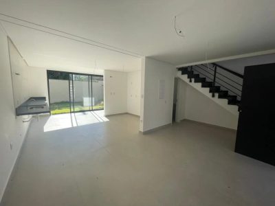 Casa, 3 quartos, 110 m² - Foto 2