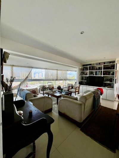 Apartamento, 3 quartos, 133 m² - Foto 1