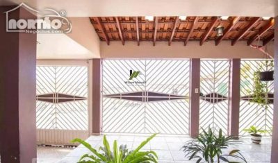 Casa, 5 quartos, 222 m² - Foto 3
