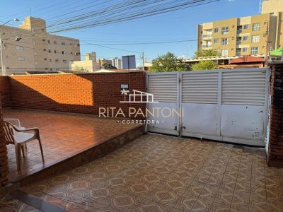 Casa, 3 quartos, 179 m² - Foto 1