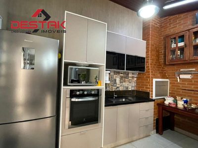 Casa, 3 quartos, 219 m² - Foto 4