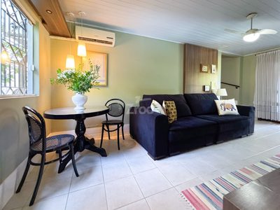 Casa, 3 quartos, 210 m² - Foto 2