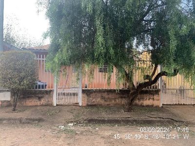 Casa, 2 quartos, 250 m² - Foto 1