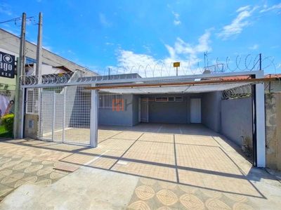 Casa, 4 quartos, 129 m² - Foto 1