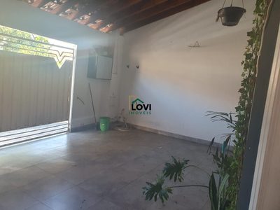 Casa, 2 quartos, 180 m² - Foto 1