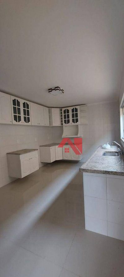 Sobrado, 3 quartos, 240 m² - Foto 3