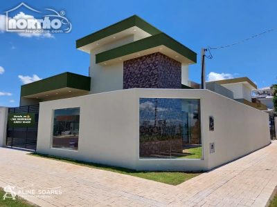 Casa, 4 quartos, 131 m² - Foto 2