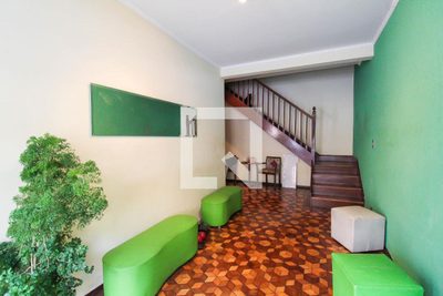 Casa, 3 quartos, 168 m² - Foto 2