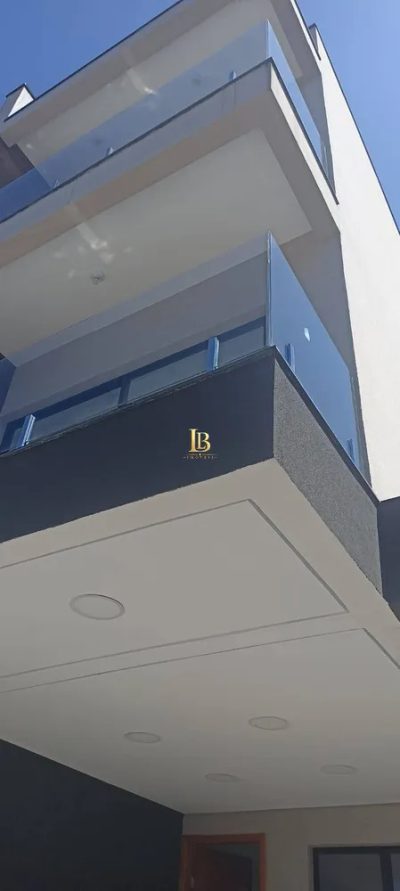 Casa, 3 quartos, 197 m² - Foto 1