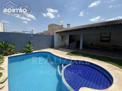 Casa, 4 quartos, 180 m² - Foto 3