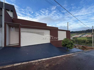 Sobrado, 3 quartos, 196 m² - Foto 1