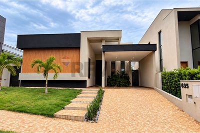 Casa de Condomínio, 4 quartos - Foto 1