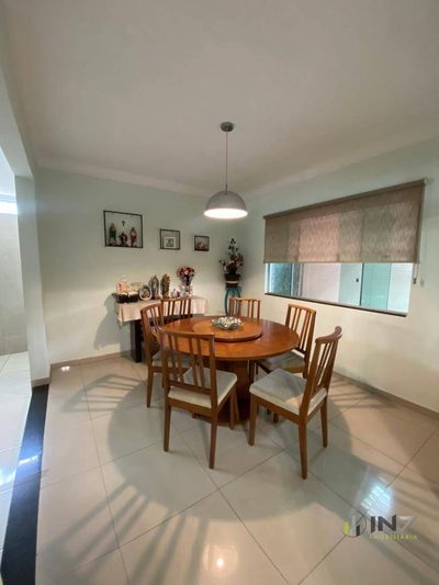 Casa, 4 quartos, 303 m² - Foto 3
