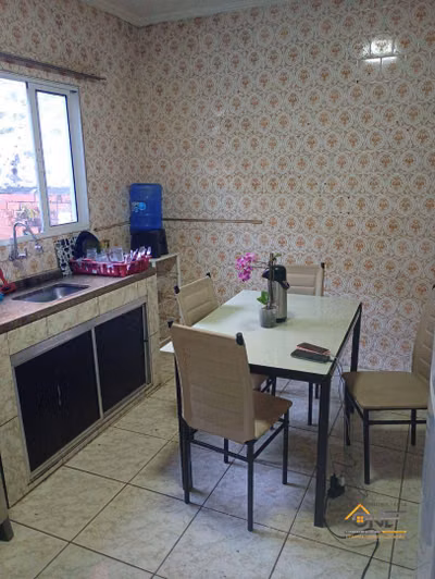 Casa, 2 quartos, 124 m² - Foto 1