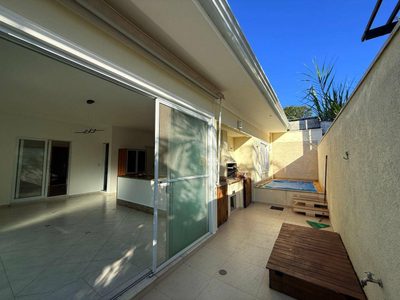 Casa de Condomínio, 4 quartos - Foto 1