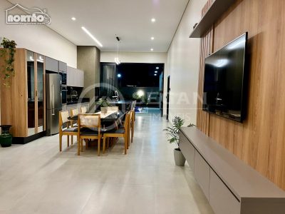 Casa, 1 quarto, 212 m² - Foto 2