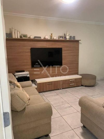 Casa, 4 quartos, 221 m² - Foto 2