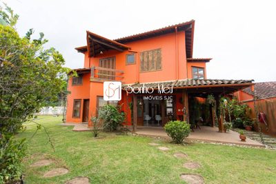 Casa, 4 quartos, 350 m² - Foto 1
