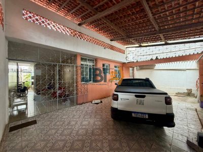 Casa, 4 quartos, 228 m² - Foto 1