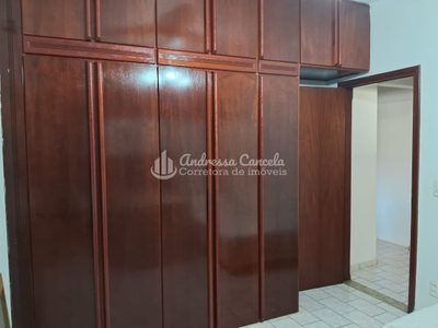 Casa, 4 quartos, 240 m² - Foto 2