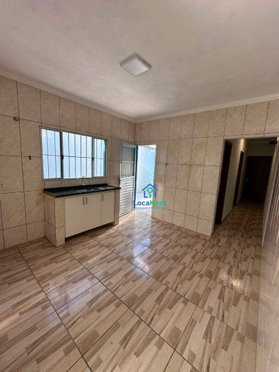 Casa, 2 quartos, 66 m² - Foto 3