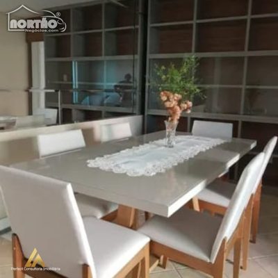 Casa, 4 quartos, 119 m² - Foto 1