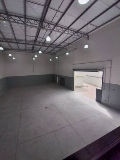 Depósito-Galpão, 526 m² - Foto 1