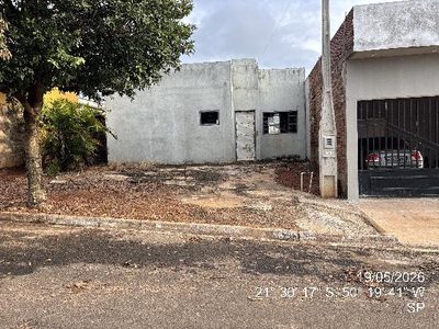 Casa, 2 quartos, 200 m² - Foto 1