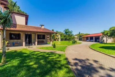Casa, 5 quartos, 358 m² - Foto 3