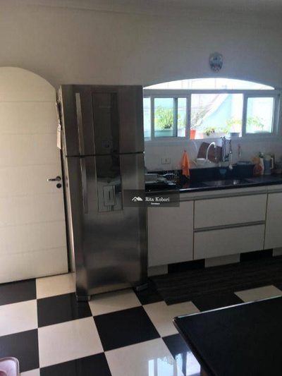 Casa, 3 quartos, 240 m² - Foto 2