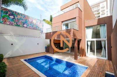 Sobrado, 3 quartos, 495 m² - Foto 1