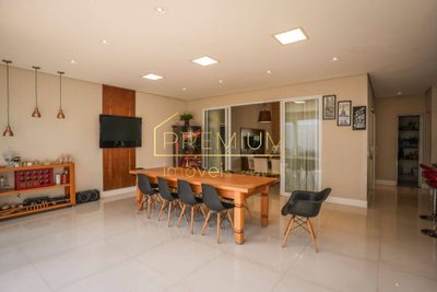 Casa, 3 quartos, 353 m² - Foto 1