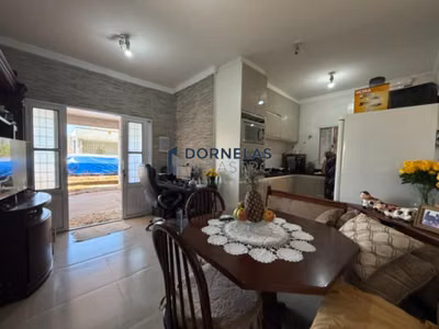 Casa, 2 quartos, 200 m² - Foto 3