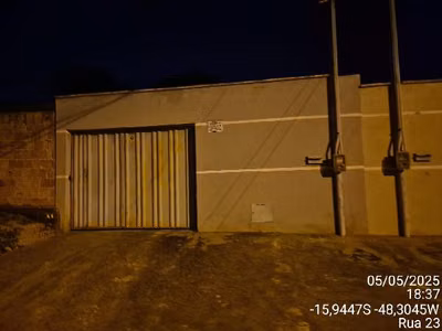 Casa, 2 quartos, 180 m² - Foto 1