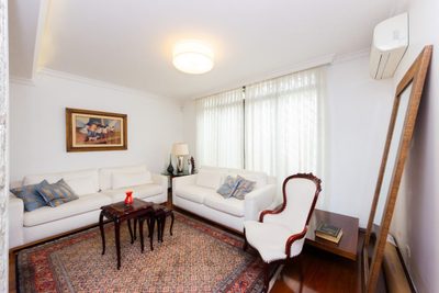 Casa, 4 quartos, 303 m² - Foto 1