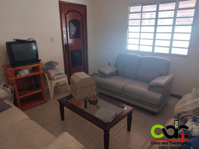 Chácara, 3 quartos, 1500 m² - Foto 1