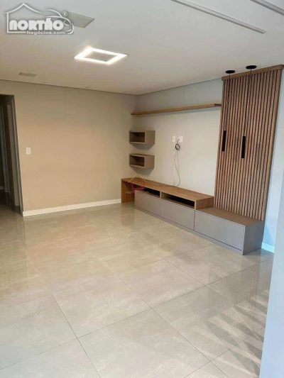 Casa, 4 quartos, 117 m² - Foto 1