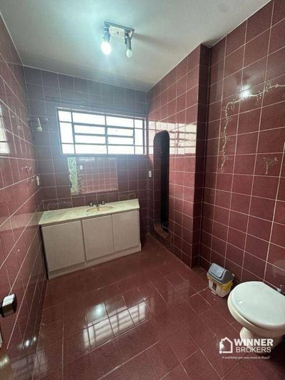 Sobrado, 5 quartos, 284 m² - Foto 2