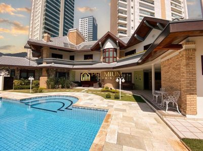 Sobrado, 4 quartos, 454 m² - Foto 1