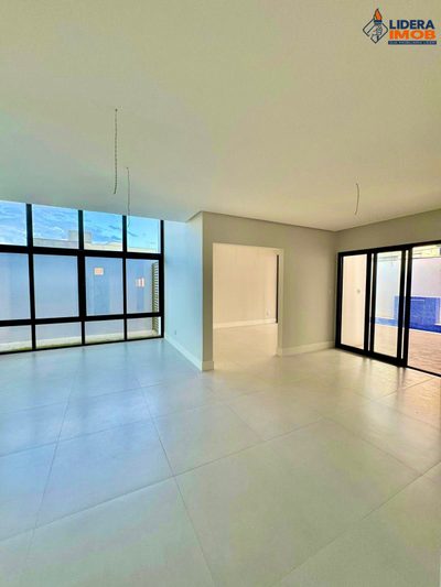 Casa, 4 quartos, 252 m² - Foto 5