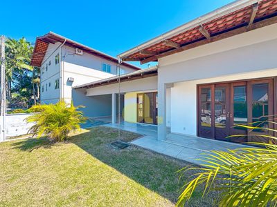 Casa, 3 quartos, 377 m² - Foto 1