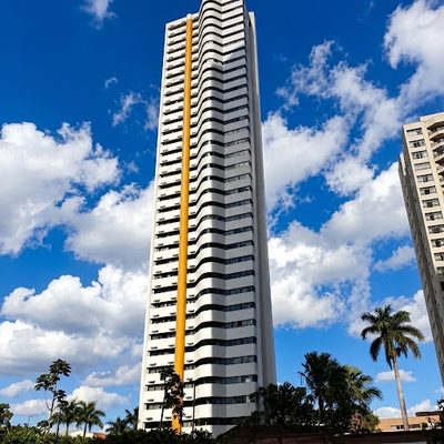 Apartamento, 4 quartos, 215 m² - Foto 1