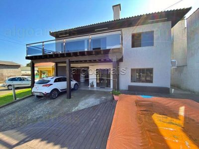 Sobrado, 3 quartos, 188 m² - Foto 1