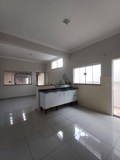 Casa, 2 quartos, 110 m² - Foto 1