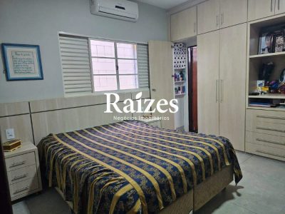 Casa, 3 quartos, 208 m² - Foto 4